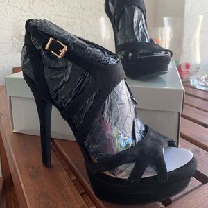 Sexy JS heels!